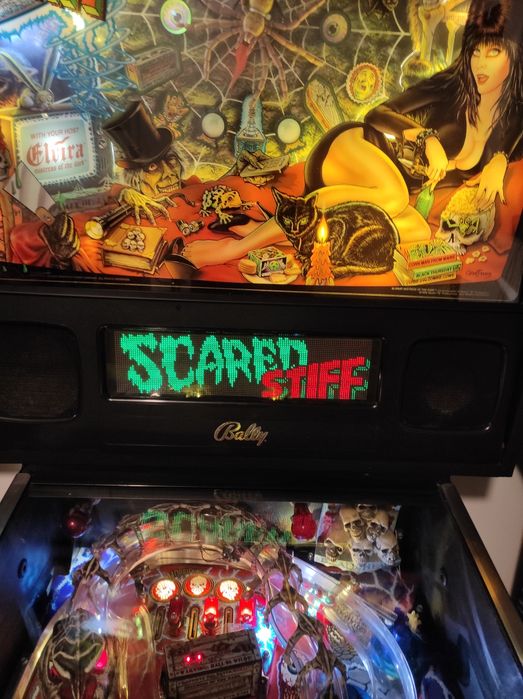Flipper pinball display cores