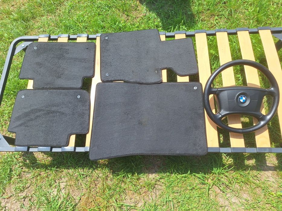 Руль BMW X3 E83 2005року  та коврики
