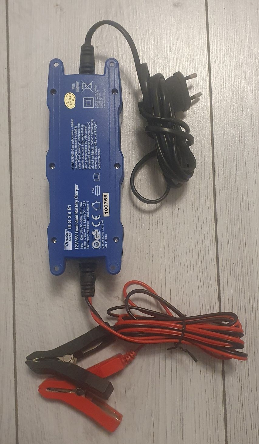 Prostownik elektroniczny 12 i 6 volt