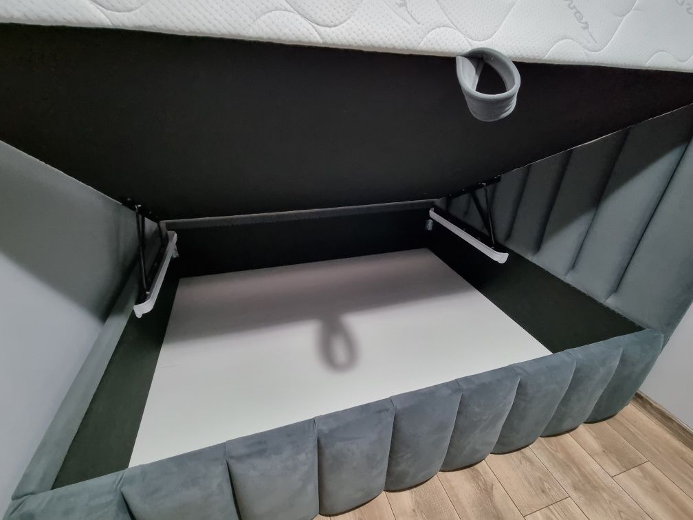 Łóżka tapicerowane na wymiar, indywidualne projekty.