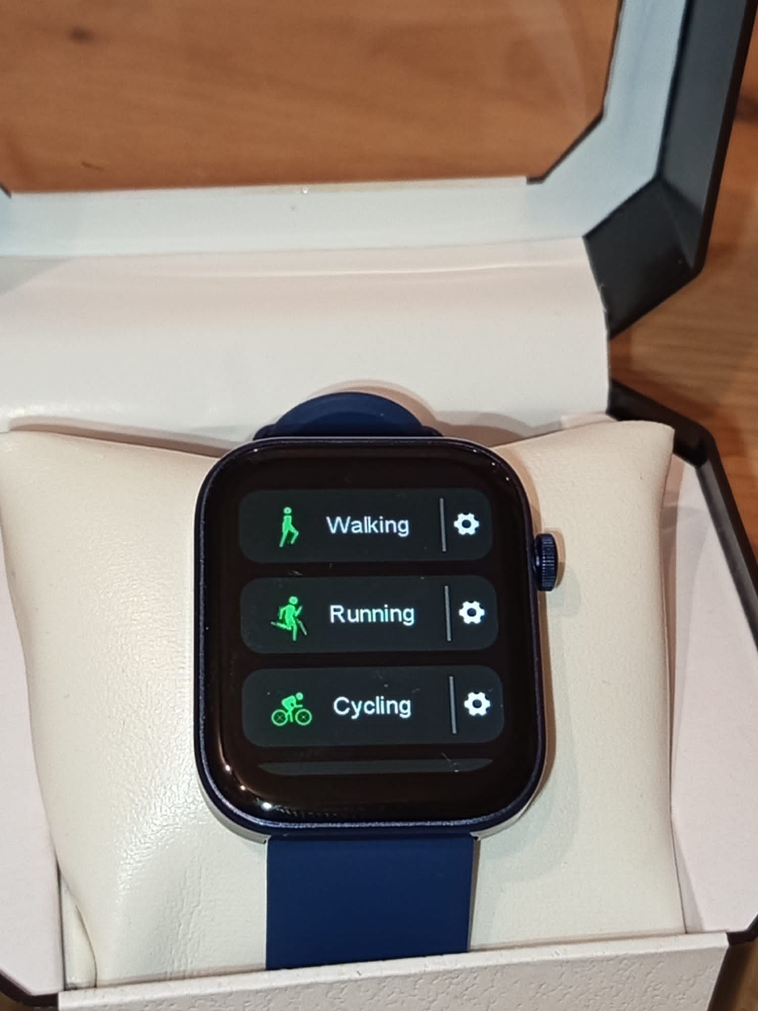 *Smartwatch Colmi P71 – Odbieraj i wykonuj połączenia, monitoruj aktyw
