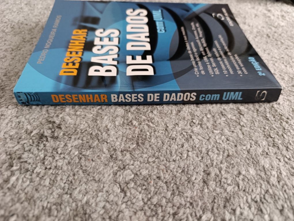 Desenhar Bases de Dados com UML [portes incluídos]