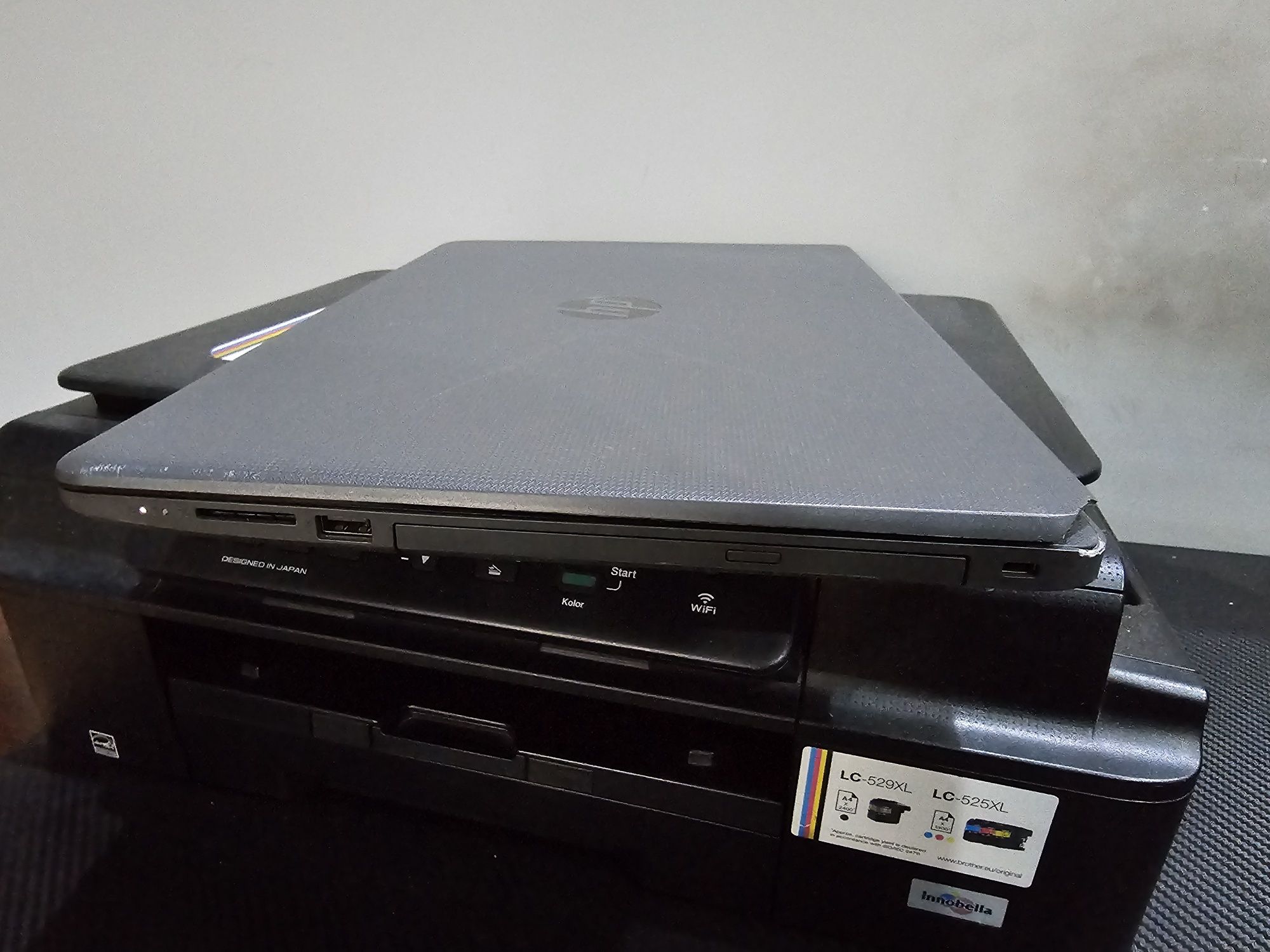 Laptop HP 255 G6 AMD 8gb ram dysk SSD bateria sprawna naped płyt 15,6