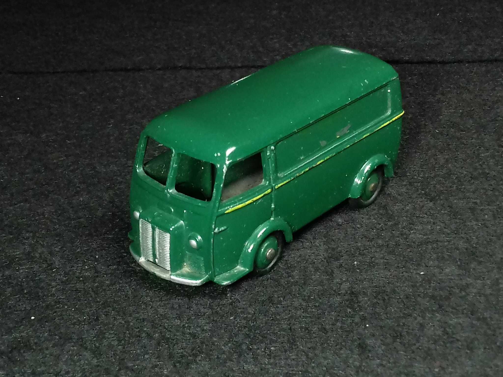 Dinky Toys #25B - Peugeot D.3.A. - 1950/60s by Meccano Ltd
