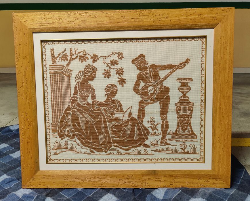 Quadro bordado em Ponto Cruz - Serenata, c/ moldura 75 cms