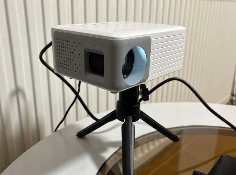 MINI PROJEKTOR do 120" do FullHD 1080p 100 lumenów HDMI USB