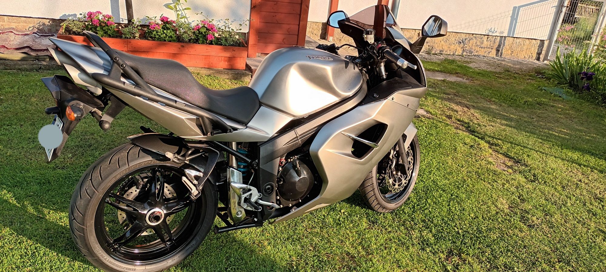 Trumph Sprint St 1050