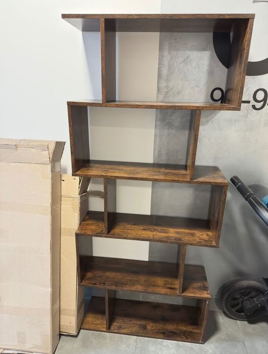 Regał drewniany ciemny