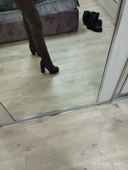 Зимові сапожки жіночі