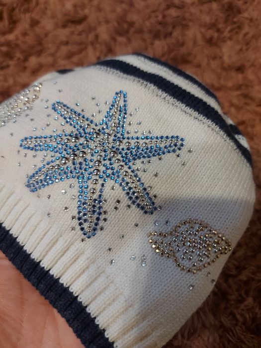 Демісезонна шапка для дівчинки Nikola