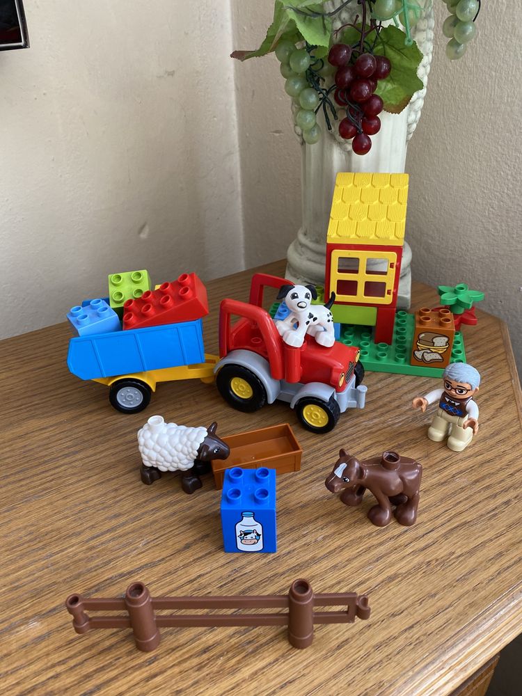 Klocki lego duplo farma dziadka traktor zwierzęta tematyczne budowlane