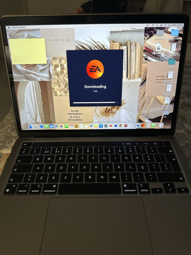 Macbook Pro 13- Inch, M1 2020