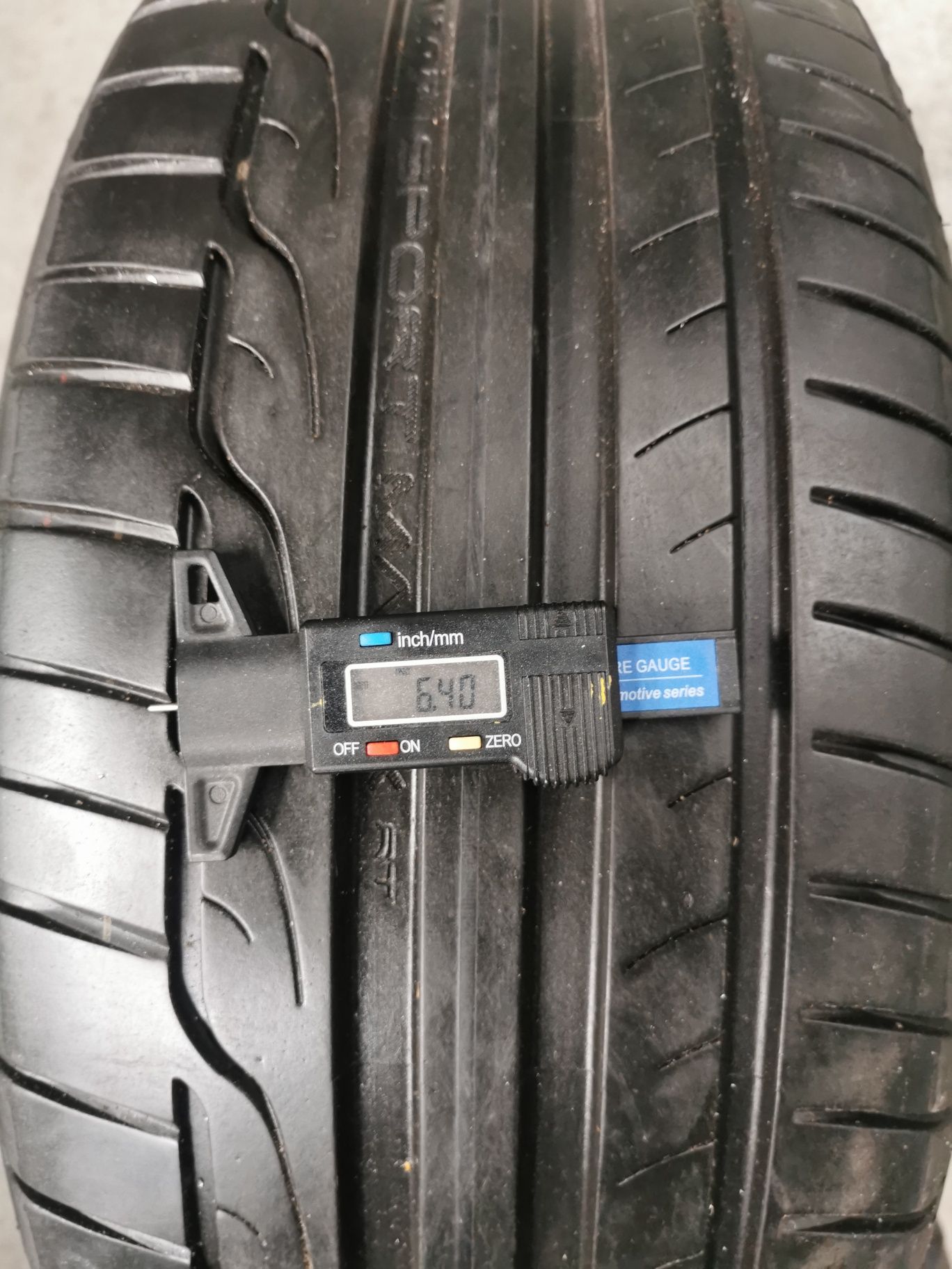 Opona 225/45R17 Dunlop Sport Maxx z 2020 roku