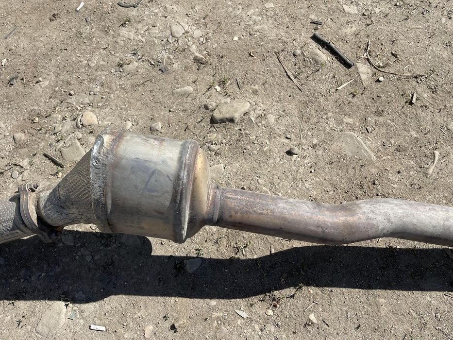 Вихлопна труба AUDI A8 4H0 2010-2018