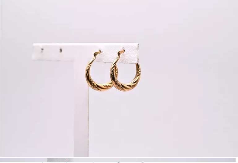 ZB347 Ciekawe, wygodne i lekkie kolczyki kółeczka 375 ze wzorkiem