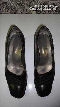 Sapatos de senhora pele/camurça preto J M Giovane