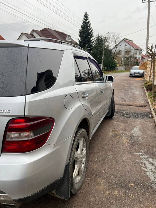 Mercedes-Benz M-Class 2008