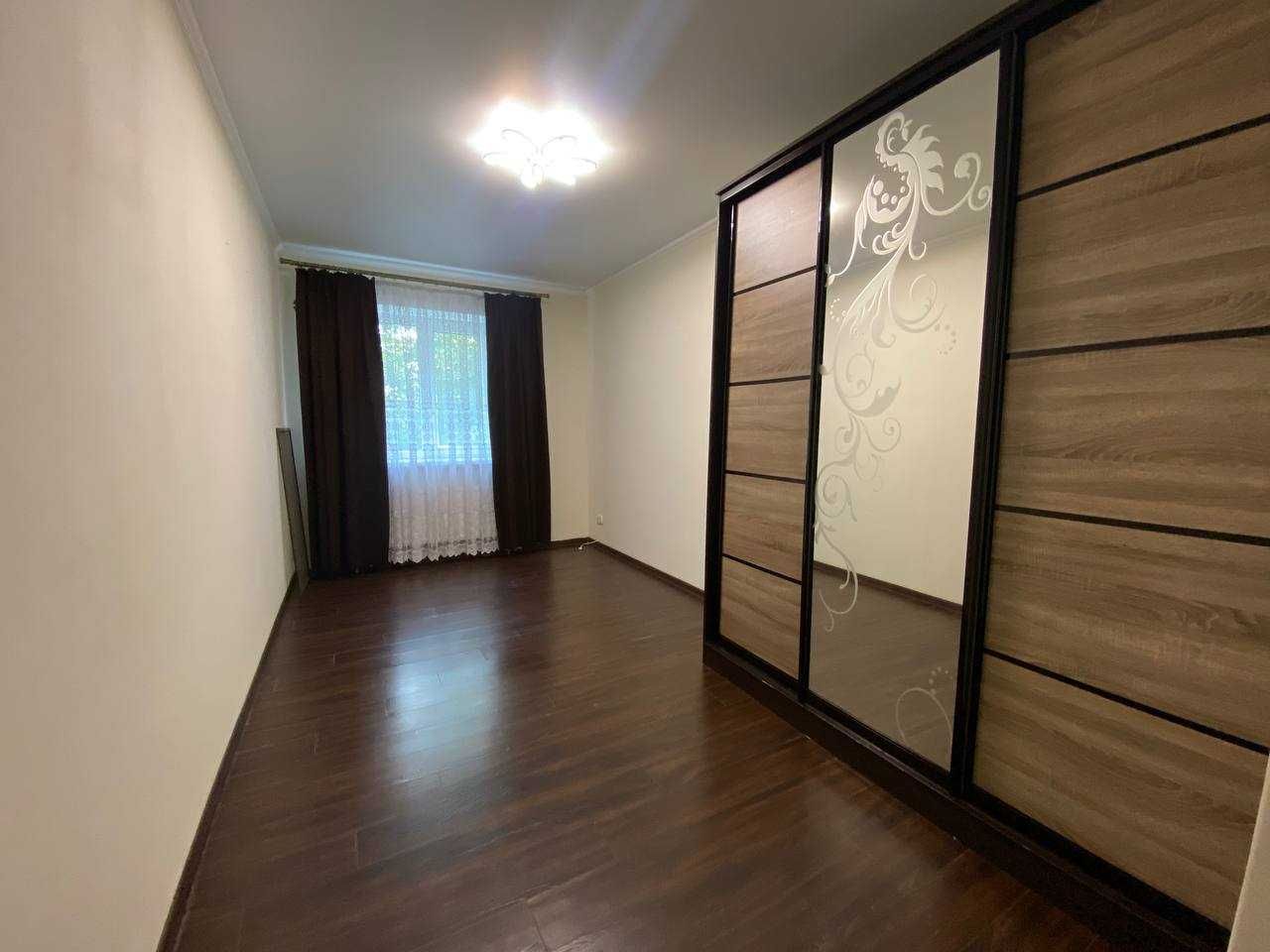 Продам 2-х поверховий будинок
