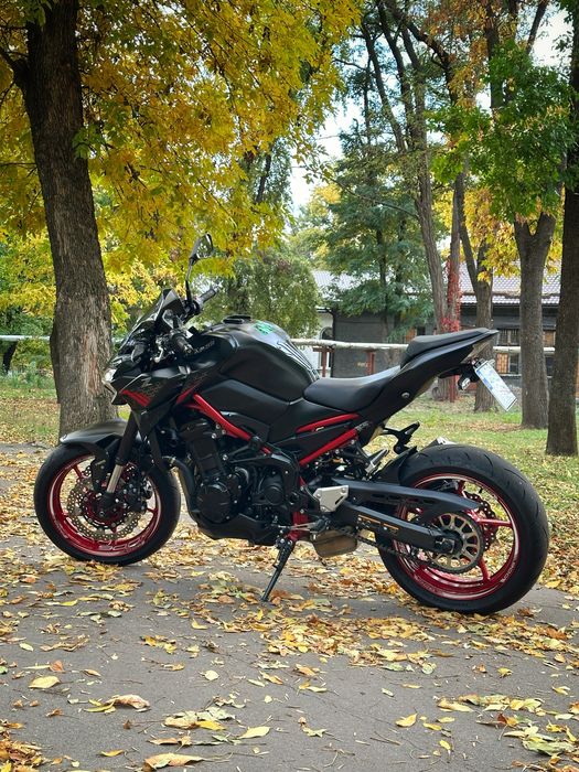 Продам Kawasaki z900 2022