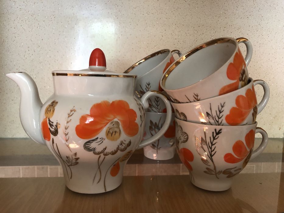 Баранівка, сервіз «Маки», частина