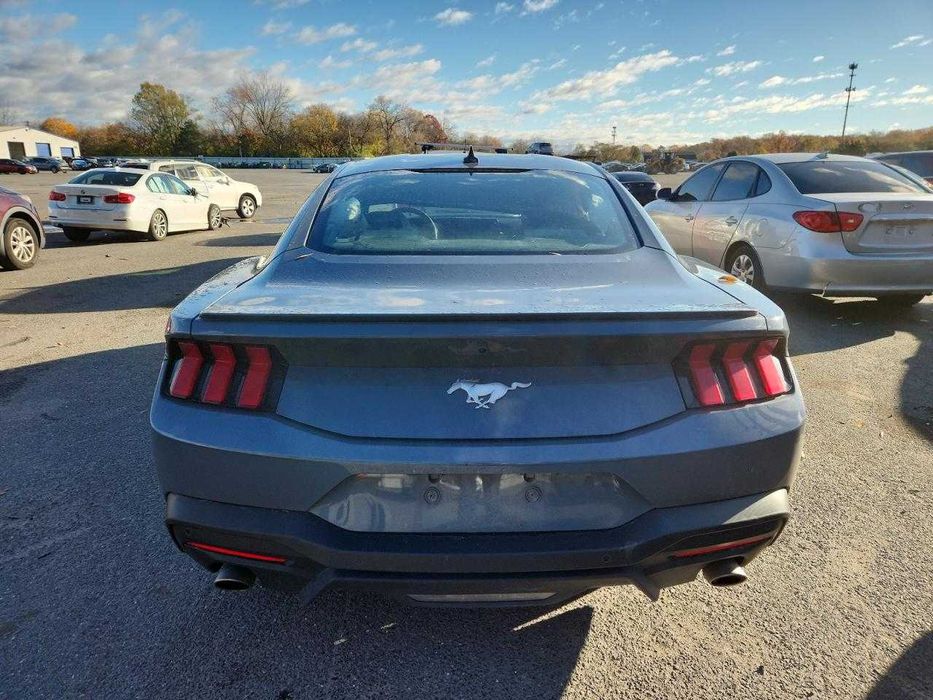 2025 Ford Mustang американська класика в дорозі