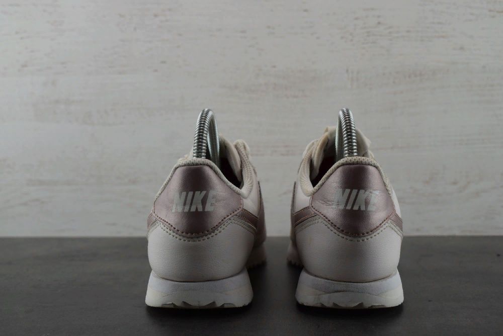 Кроссовки Nike Cortez 72. Размер 35.5