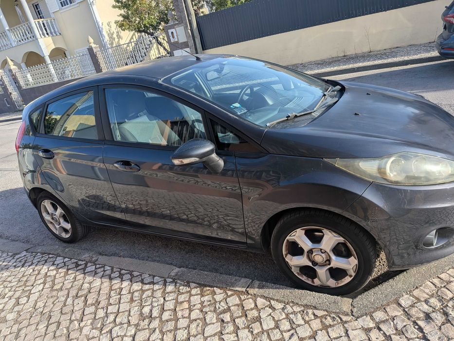 Ford Fiesta 1.25 Gasolina – 2009 – Fiável e económico