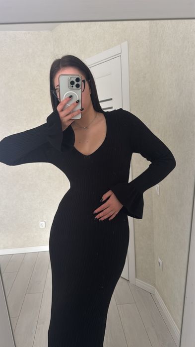 чорне максі плаття