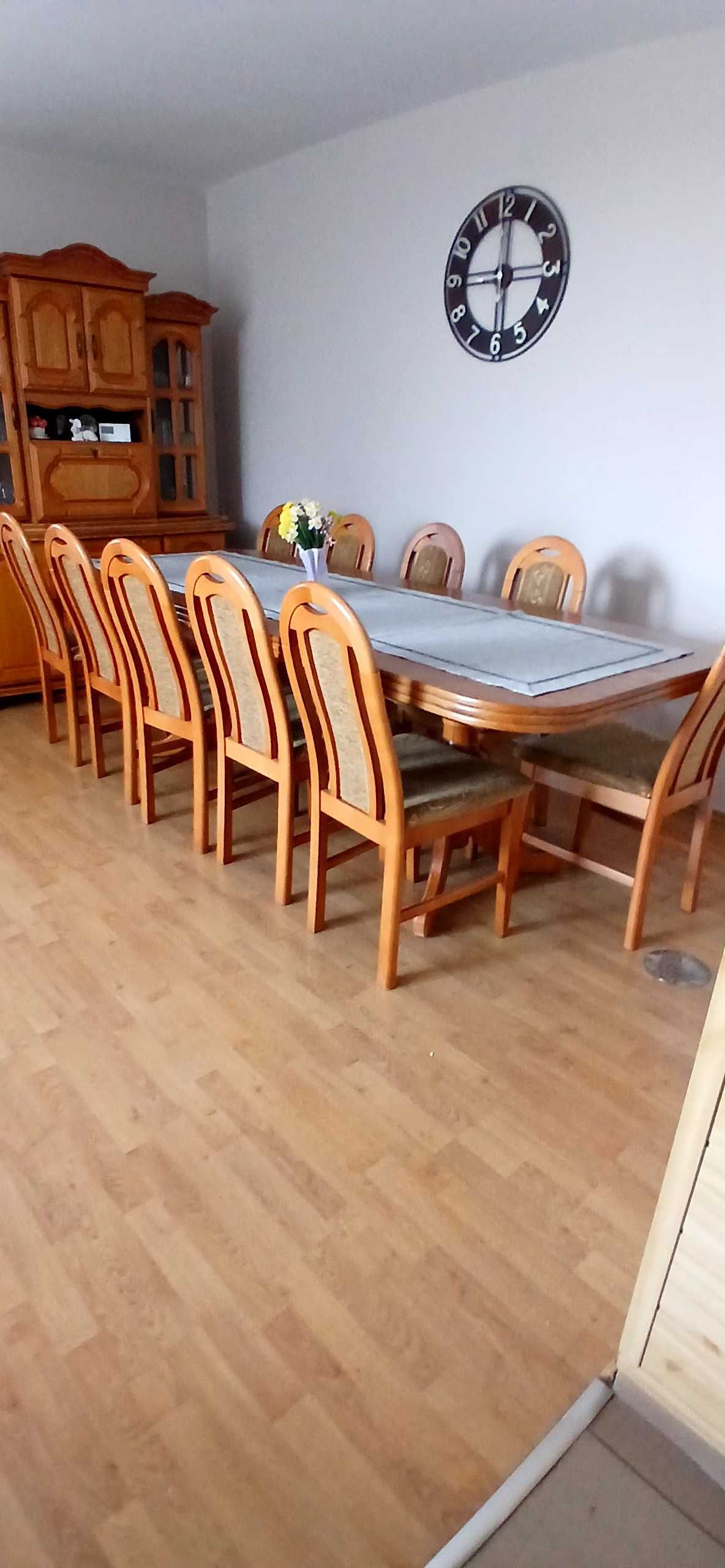 Duży dębowy stół + krzesła