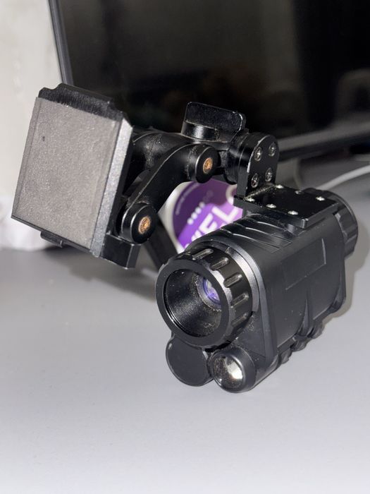 Прилад нічного бачення NVG30