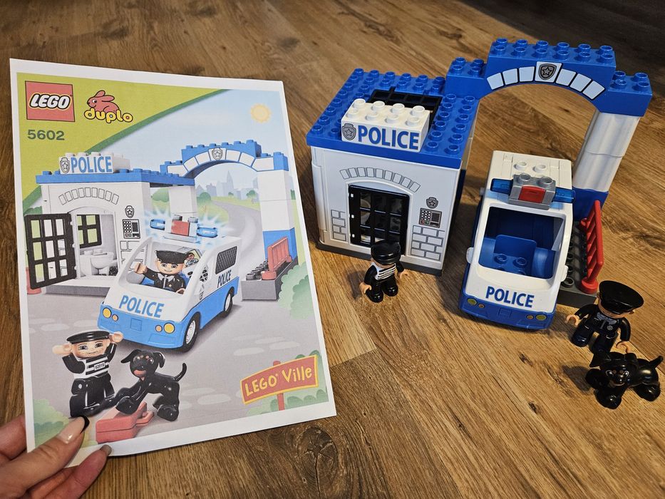 Lego Duplo 5602, Policja