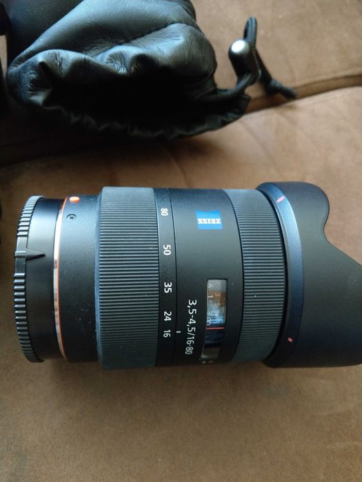 Sony Alfa 55vl zestaw lustrzanka wersja z gps + obiekty carl zeiss