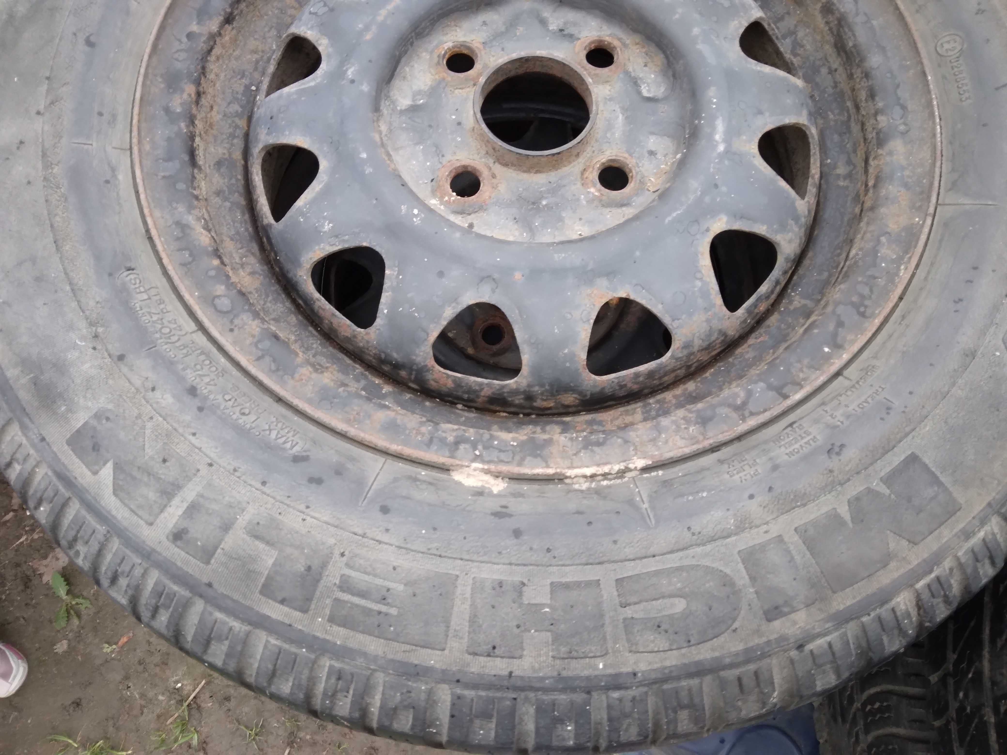 Koła opony z felgami 175/70/R13 Michelin letnie