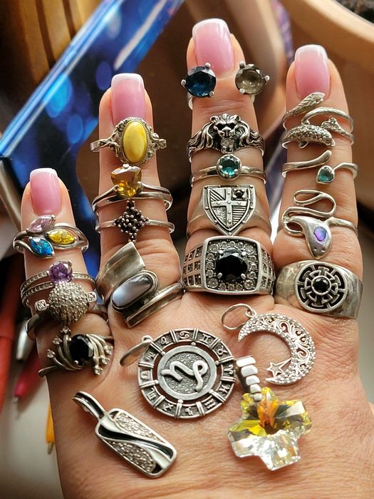 Продам серебро 925 пр.