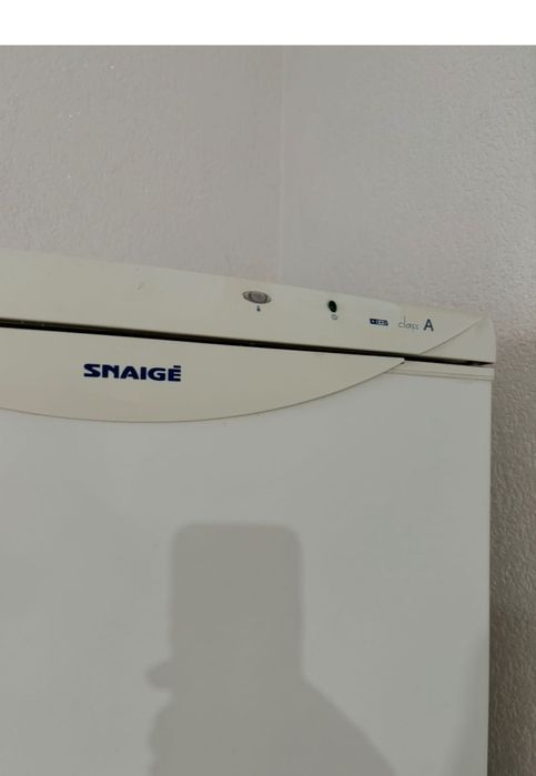 Холодильник snaige b/в ,працює,самовивіз
