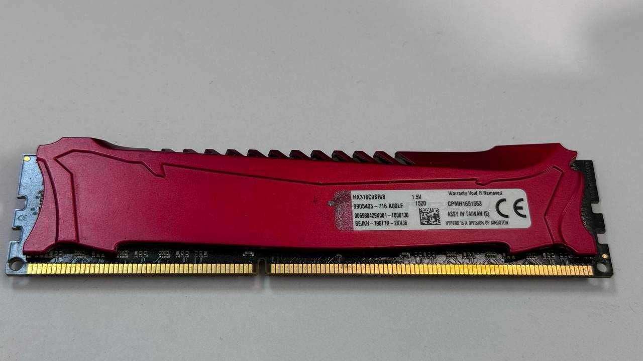 Оперативна память 8gb Kingston DDR3 1600MHz PC3-12800 HyperX Savage