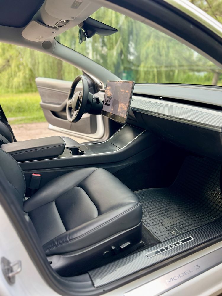 Tesla Model 3 Long Range Dual Motors
