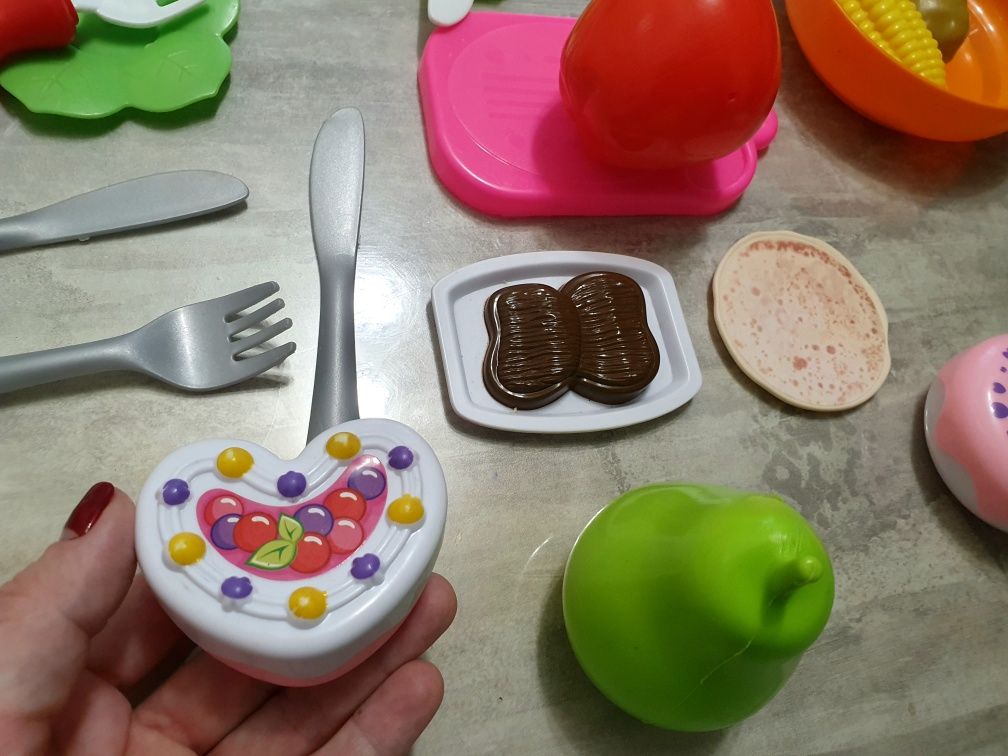 Набор детской посуды с едой, 18 предметов