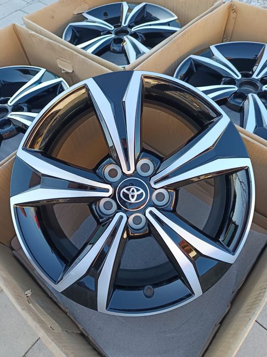 #T5 Alufelgi R17 Toyota Auris Avensis Camry Corolla Prius RAV4 Verso