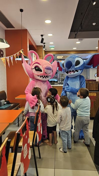Presença mascote stitch e Angel