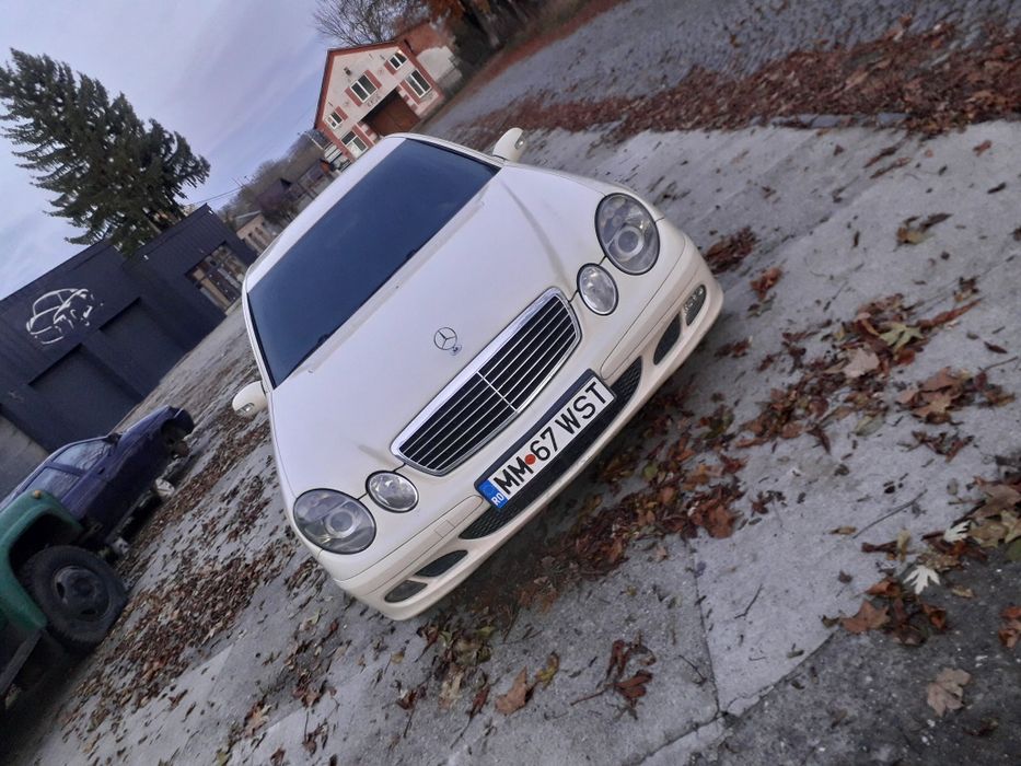 Продам свіжопригнаний e clas 2005 року на автоматі