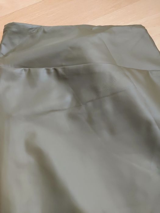 CALZEDONIA leginsy damskie a'la skóra