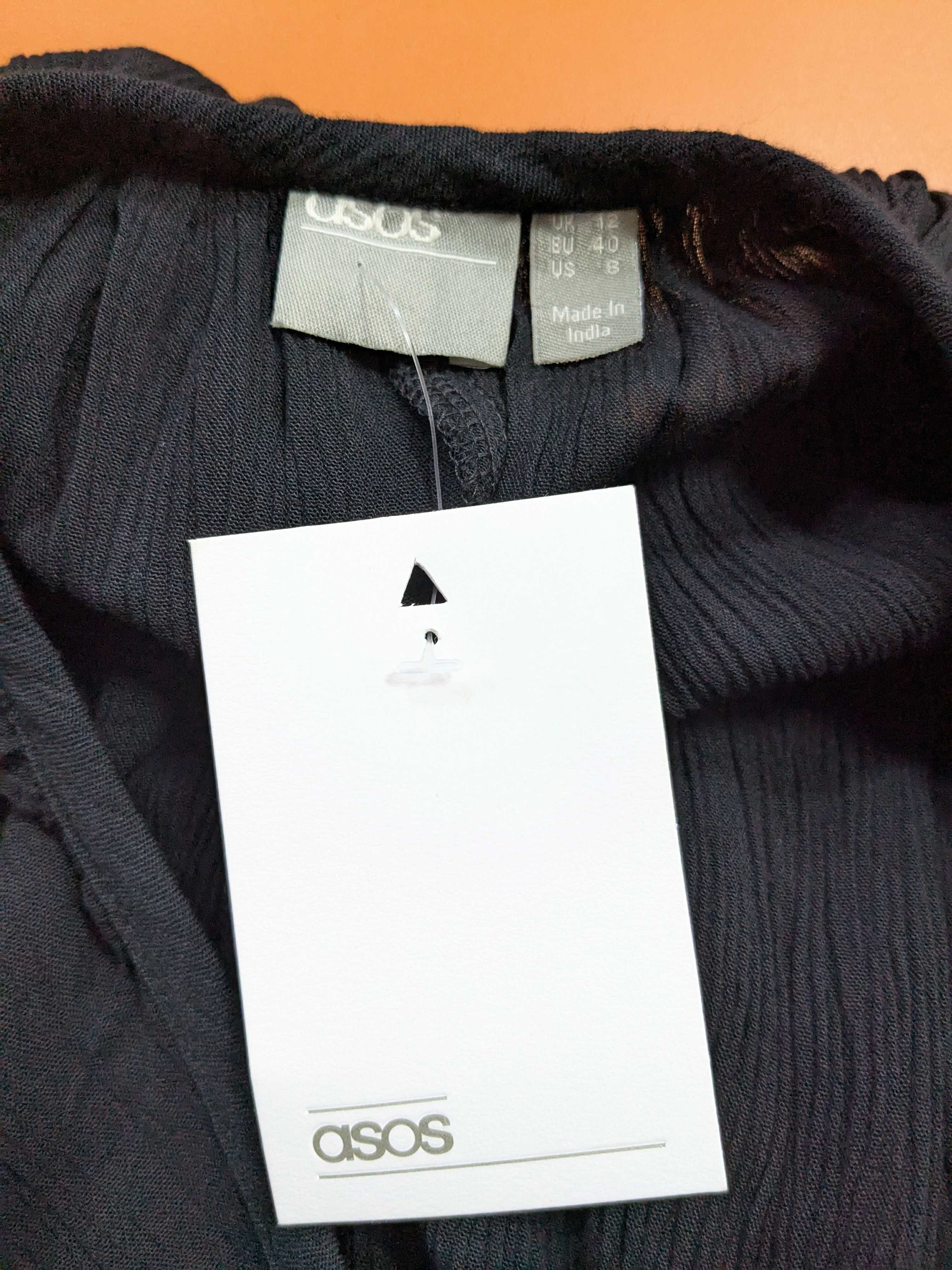 Asos kombinezon czarny z wiskozy rozm. 40