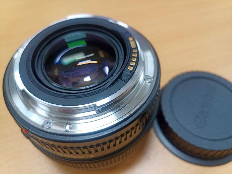 Об'єктив Canon EF 50mm f/1.4 USM Японія