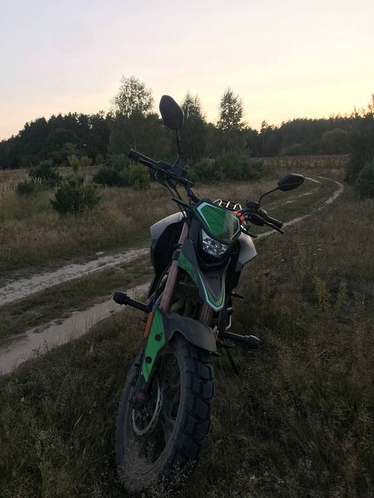 Продам мотоцикл  на документах