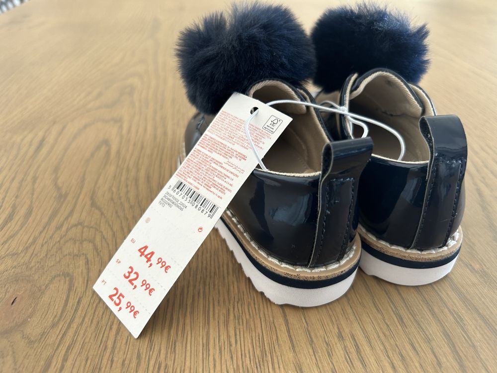 Sapatos de Verniz com Pompom para Menina, Azul Escuro