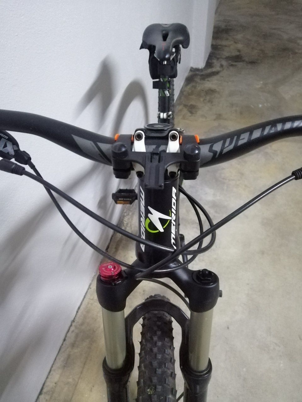 Bicicleta de BTT em Carbono roda 29. (NEGOCIÁVEL)