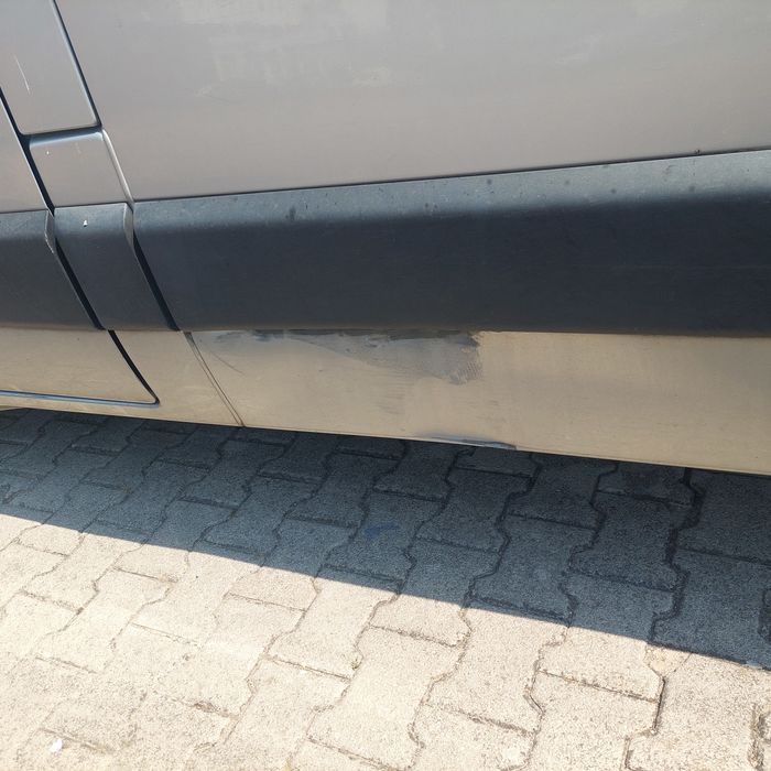 Opel Movano cinza