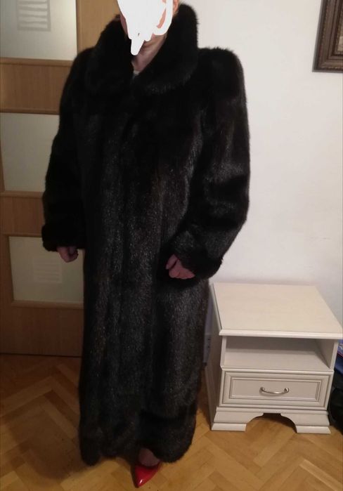 Naturalne futro z dzikich norek - Made in Mongolia - Super stan