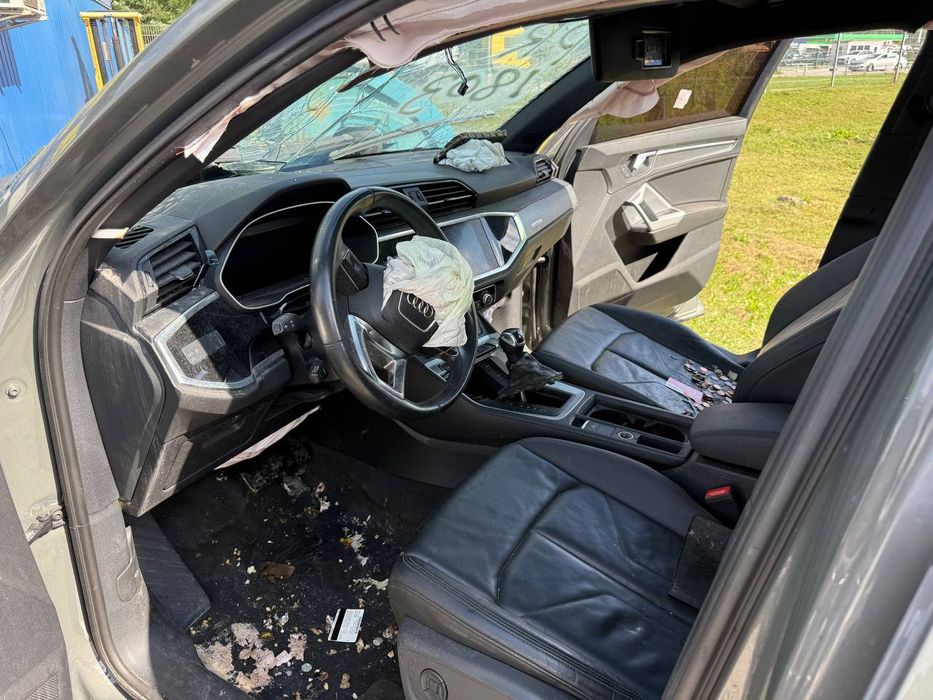 Розборка Audi q3 83a 2022, шрот, запчастини, двері, бампер, двигун